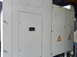 Mazak VTC 200B