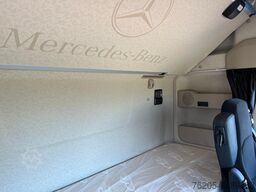 Mercedes-Benz Actros 1848 LS KlimaA STH Pano Luft AUT AHK ACC