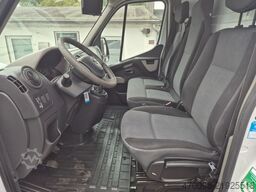 NISSAN NV400 Kastenwagen L1H1 3,3t PRO*Regale*Klima*
