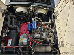 SCHMITZ CARGOBULL Tiefkühler City, 2. Achse drehbar, Carrier 1550