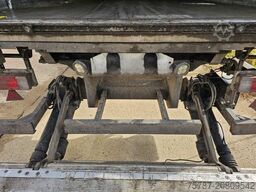 SCHMITZ CARGOBULL Tiefkühler City, 2. Achse drehbar, Carrier 1550