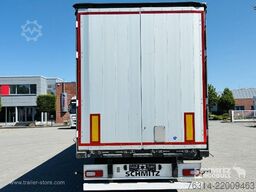 Schmitz Cargobull Curtainsider Standard Getränke