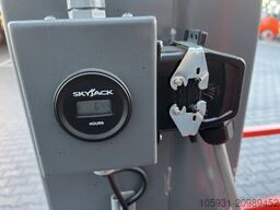 Skyjack SJ12