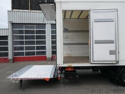 DAF LF 230 | 12 Ton | Dhollandia 1500Kg | 301770Km ...