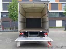 DAF LF 230 | 12 Ton | Dhollandia 1500Kg | 301770Km ...