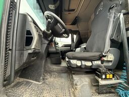 MAN TGX 26.440 Abrollkipper HYVA 20.60.S