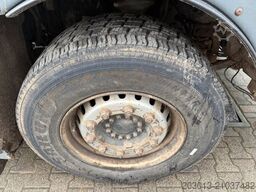 MAN TGX 26.440 Abrollkipper HYVA 20.60.S