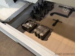 **Used Harrison** V550 Gap bed Centre Lathe