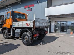 UNIMOG U 300  / Allrad / 4X4 / Kipper / WENIG KM
