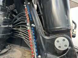 MAN TGS 35.520 OPEN LAADBAK MET EFFER iQ.1400 HP-9 ...