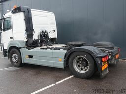 Volvo FM 370 ADR tractor unit