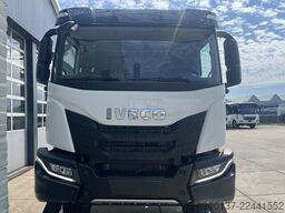 IVECO T-Way AT720T47WT H 6x6 Tractor Head