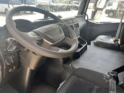 IVECO T-Way AT720T47WT H 6x6 Tractor Head