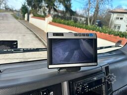 Isuzu N62.150 2 Pferde, 7 eingetragene Sitzplätze