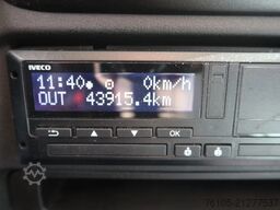 Iveco 72 C 180 Verkoopwagen, Promotion truck