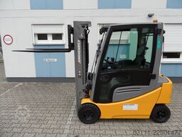 Jungheinrich EFG 320 - Kabine mit Heizung - Freihub