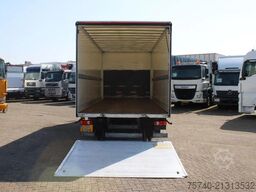DAF LF 180 + Euro 6 + Dhollandia Lift + 12t