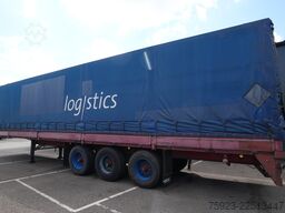 Groenewegen 3 Axle tautliner with side boards
