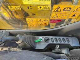 Komatsu PC138US-11