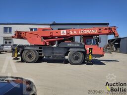 Liebherr LTM 1025