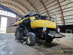 New Holland CR 9080