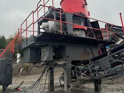 Svedala Arbrå 1336 spindle crusher with parts crusher.