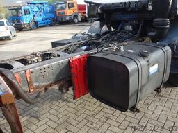 MAN 33.464 F2000 F2000 6X4 STEELSPRINGS TREKKER CHA...
