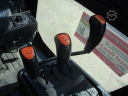 Doosan D35C-5 Triplex-FH 4,9m + Seitenschieber