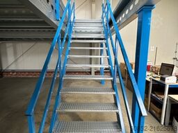 10x25m Lagerbühne , Belastung : 500kg/qm Unterkante: 3,0m , ca. 250qm Systembühne