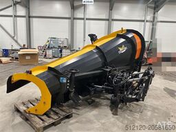 Øveraasen DEHS 285 snow plow