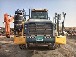 Komatsu HM400-3R (4 pcs available in Abu Dhabi)