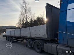 Tyllis L3 3-axle flatbed semi-trailer with side boards Re