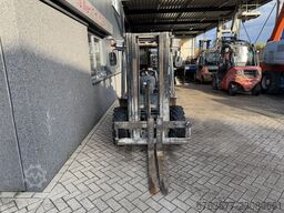 AUSA CH - 150 H Ruwterreinheftruck  Triplo 400 Freelift