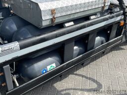 Scania P340 P340 XT Atlas 96.3E - A3L laadkraan + VDL ...
