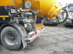 Renders ROC 16.30 Droge stoffen oplegger Met DAF XF