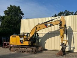 CATERPILLAR 320FL / 2017 BJ / 9.933 H / Deutsche Maschine