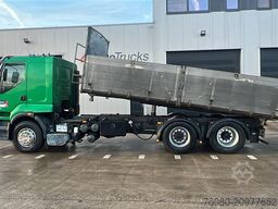 Renault Premium 385 (POMPE MANUELLE / 6X2 / MANUAL PUMP...