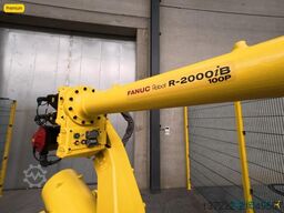 FANUC R-2000iB/100P