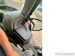 Massey Ferguson 5410 Dyna-4 mit Frontlader