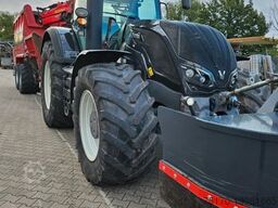 VALTRA S374 / nur: 1.980h! / 06.2017 / Holzhacker