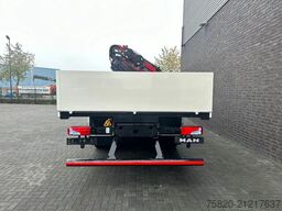 MAN TGS 35.470 8X4 HMF 4020-K6 + FJ 600 K4  KRAAN/K...