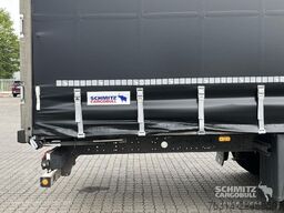 Schmitz Cargobull Curtainsider Mega Getränke