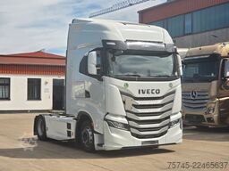 IVECO S-WAY 530 * RETARDER * 2 X TANK * ACC * WENIG KM
