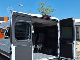PEUGEOT Boxer  Hochraum 9 Sitzer L3H2 verglast BlueHDi