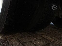 Iveco Eurocargo 140E + CARRIER + MANUAL + ATP!!  LIFT...