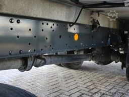 Iveco Eurocargo 140E + CARRIER + MANUAL + ATP!!  LIFT...