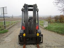 Linde H30D-02 Triplex-Freihub 4,7m Hubhöhe + Seitenschie