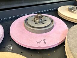 KIND Workshop drawer cabinet with contents