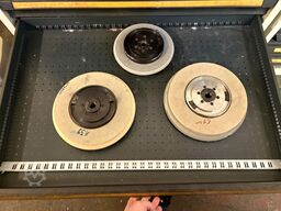 KIND Workshop drawer cabinet with contents