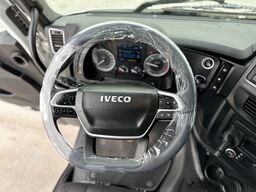 Iveco S-WAY 490